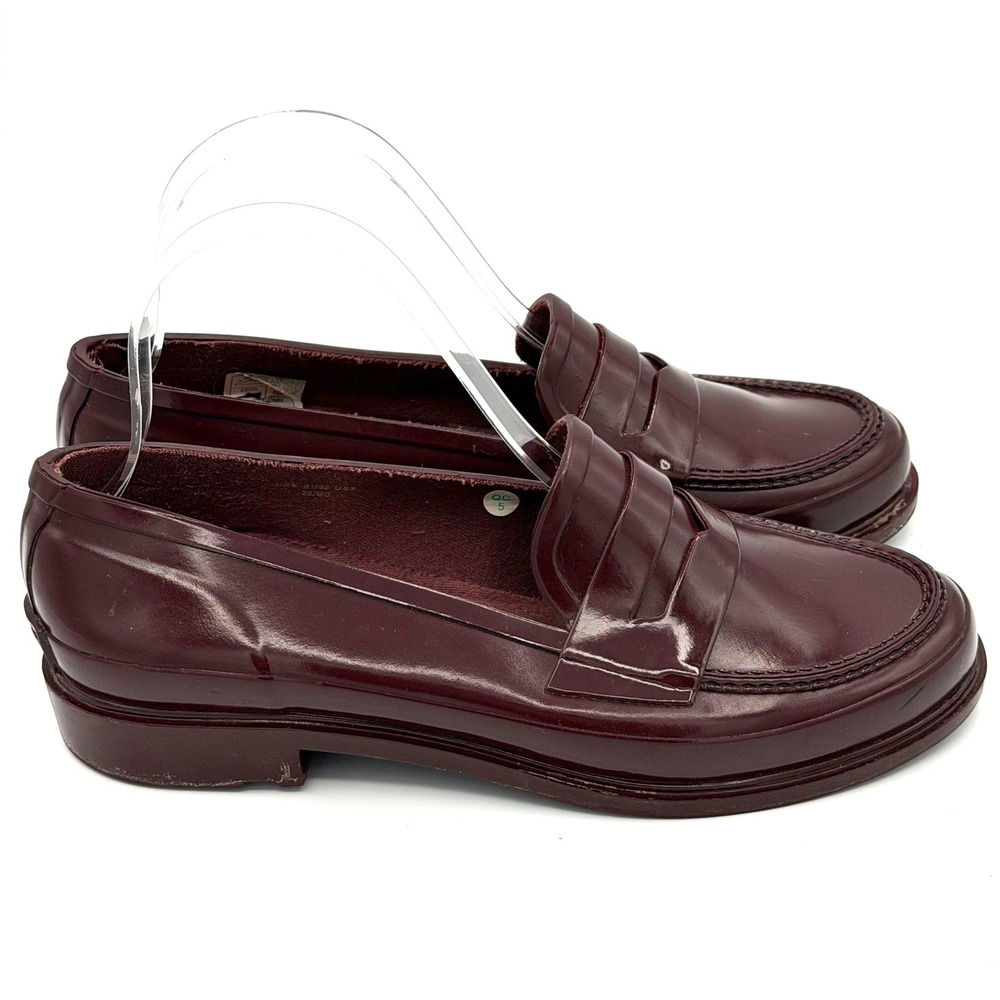 Hunter Women's US 7 Burgundy Gloss Penny Loafers Waterproof Rain Shoes Preppy